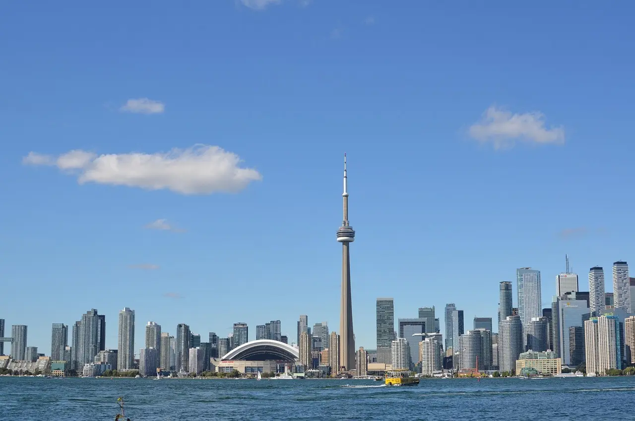 Hvordan er vejret i Toronto i uge 7?