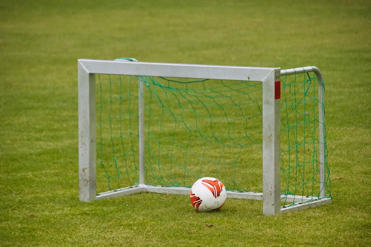 Vendepunkter, straffespark og et målorgie: USL Championship 2025 – Runde 13 samlet på fodboldinordamerika.dk